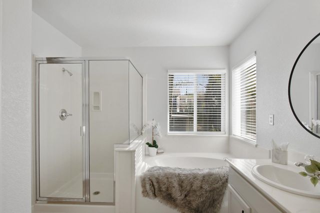 1839 Bonhill Dr, Folsom, CA 95630