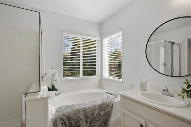 1839 Bonhill Dr, Folsom, CA 95630