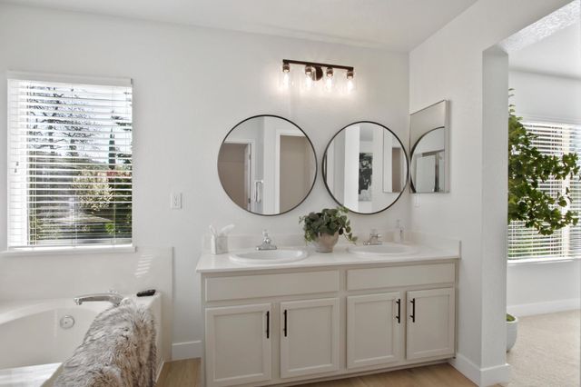 1839 Bonhill Dr, Folsom, CA 95630