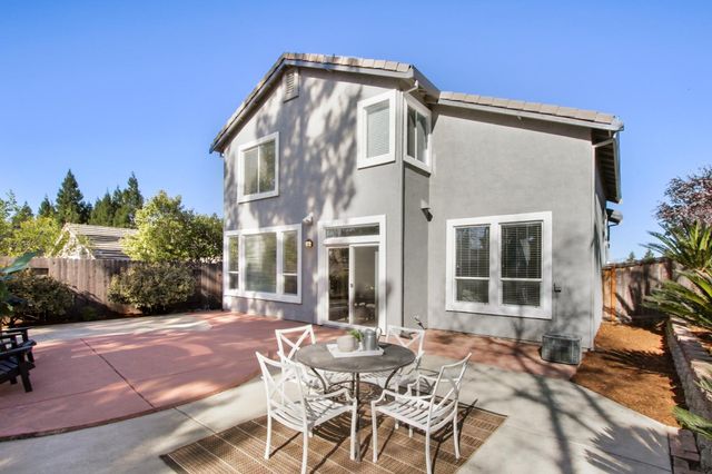 1839 Bonhill Dr, Folsom, CA 95630