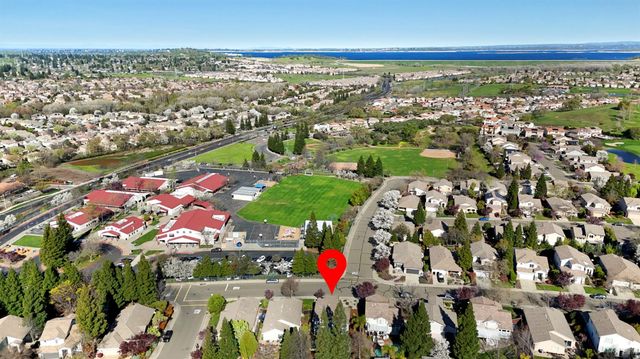 1839 Bonhill Dr, Folsom, CA 95630