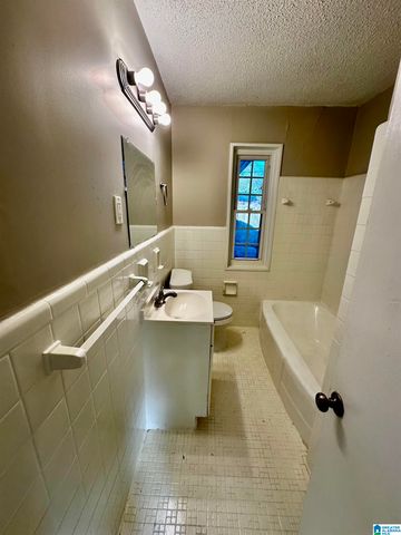 537 GRANT STREET, Midfield, AL 35228