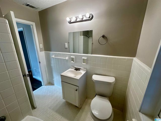 537 GRANT STREET, Midfield, AL 35228