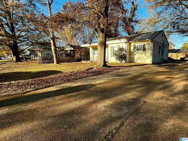 537 GRANT STREET, Midfield, AL 35228