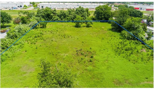 3240 Brownie Campbell Road, Houston, TX 77086