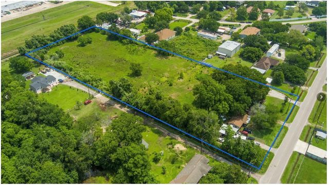 3240 Brownie Campbell Road, Houston, TX 77086