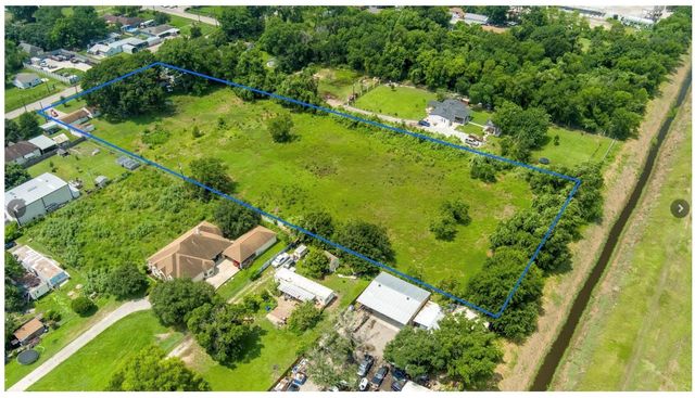 3240 Brownie Campbell Road, Houston, TX 77086
