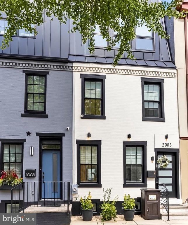 2003 SAINT ALBANS ST, Philadelphia, PA 19146 — exterior