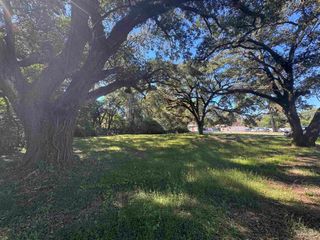 325 Massachusetts Ave, Pensacola, FL 32505