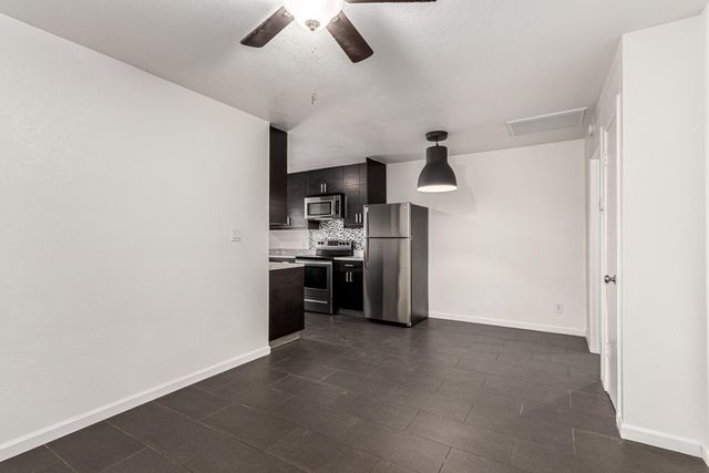 3034 N 35th Street 3, Phoenix, AZ 85018
