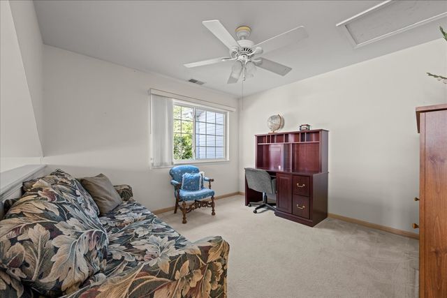 1641 Abington Lane, North Aurora, IL 60542