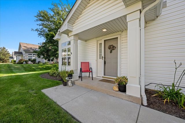 1641 Abington Lane, North Aurora, IL 60542
