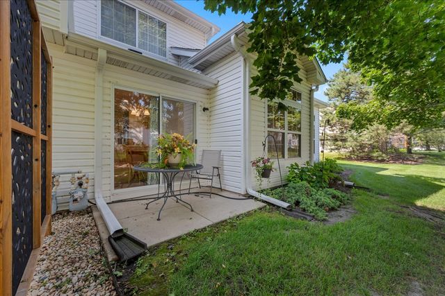1641 Abington Lane, North Aurora, IL 60542