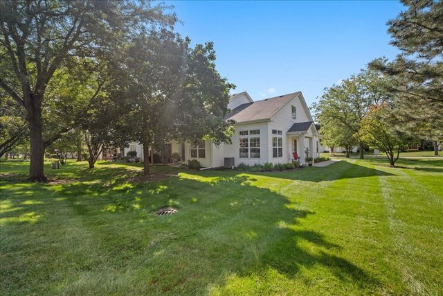 1641 Abington Lane, North Aurora, IL 60542