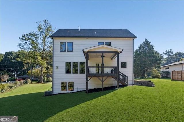 2425 Elmwood Circle, Atlanta, GA 30339