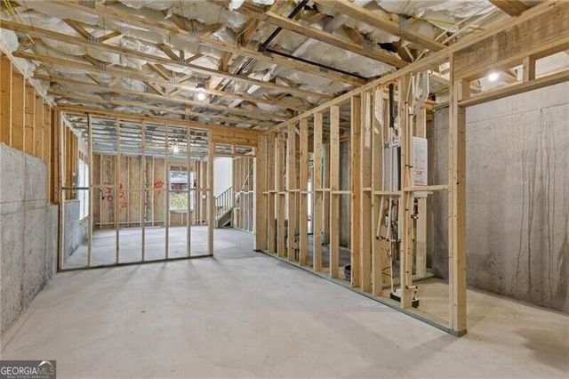 2425 Elmwood Circle, Atlanta, GA 30339