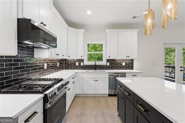 2425 Elmwood Circle, Atlanta, GA 30339