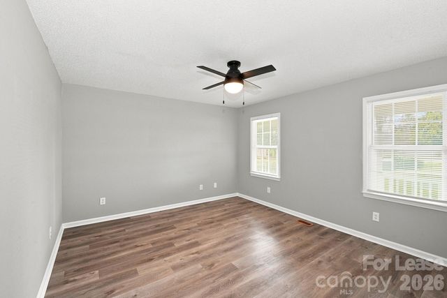 209 Pilots Ridge Drive, Bessemer City, NC 28016