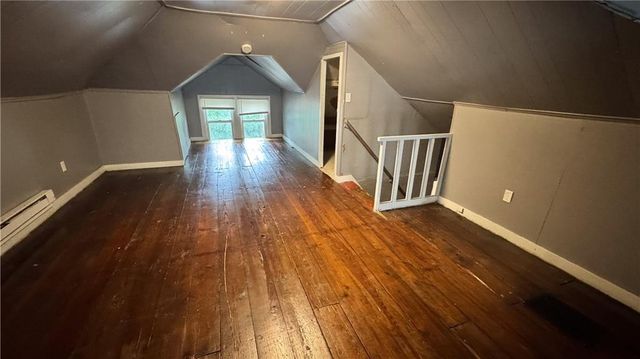 322 W 7TH Street, Maryville, MO 64468