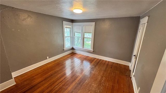 322 W 7TH Street, Maryville, MO 64468