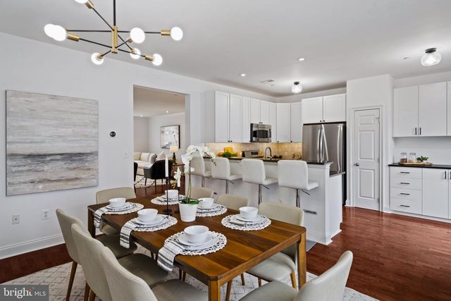 303 SURGEON GENERALS CT, Philadelphia, PA 19146