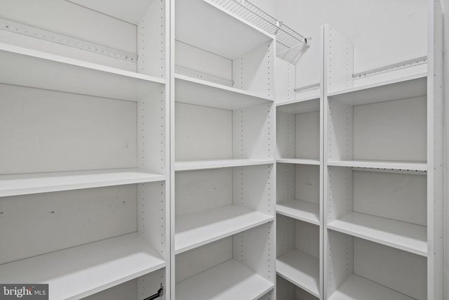 303 SURGEON GENERALS CT, Philadelphia, PA 19146