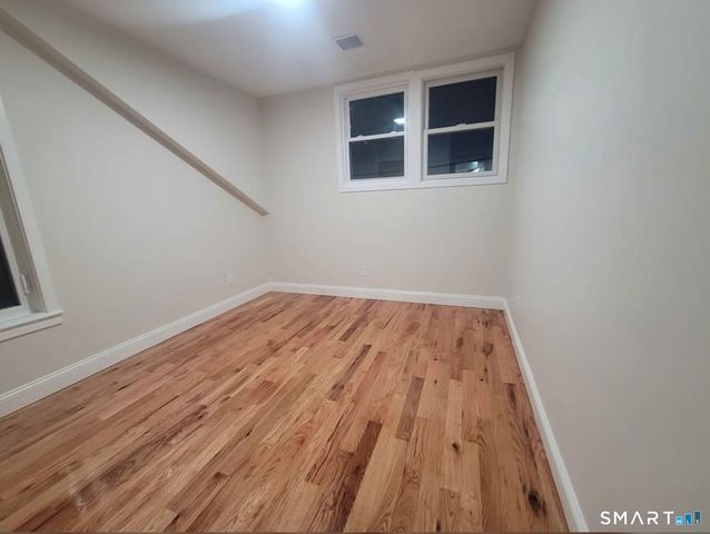 564 Fairfield Avenue, Stamford, CT 06902