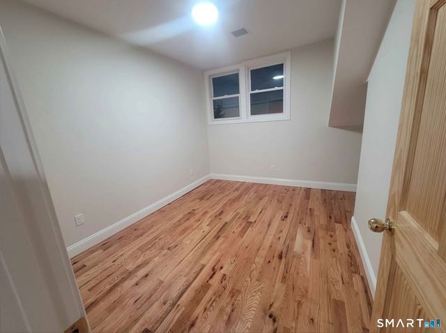 564 Fairfield Avenue, Stamford, CT 06902