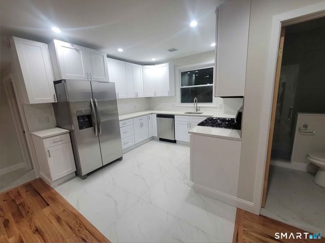 564 Fairfield Avenue, Stamford, CT 06902