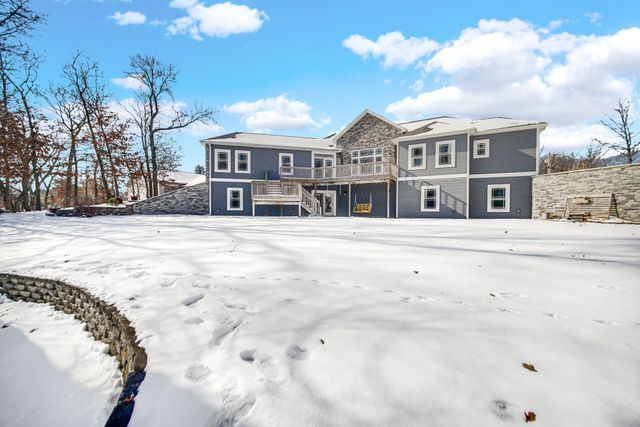 10427 N 600 W, Demotte, IN 46310