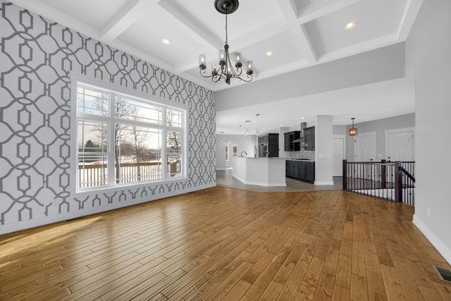 10427 N 600 W, Demotte, IN 46310