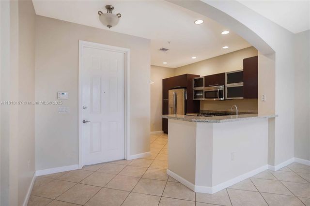 2900 NW 125th Ave 3-315, Sunrise, FL 33323