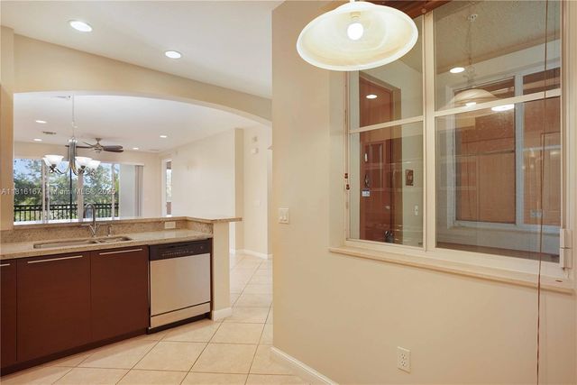 2900 NW 125th Ave 3-315, Sunrise, FL 33323