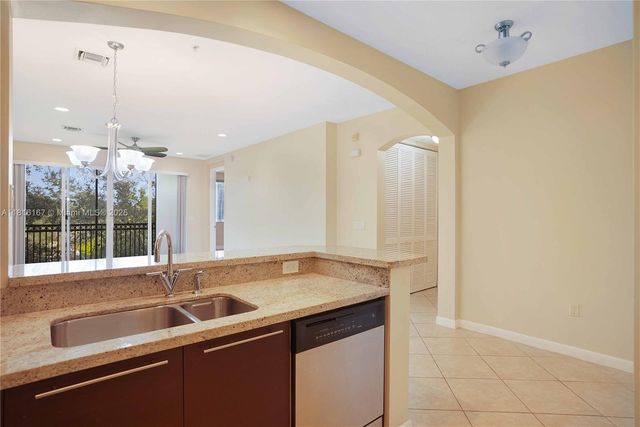 2900 NW 125th Ave 3-315, Sunrise, FL 33323