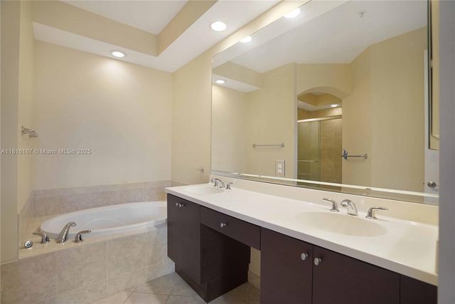 2900 NW 125th Ave 3-315, Sunrise, FL 33323