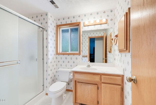 295 Wren Court, Medford, OR 97501