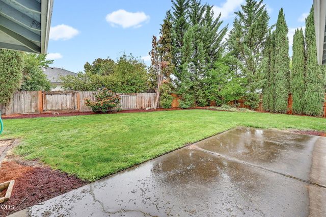 295 Wren Court, Medford, OR 97501