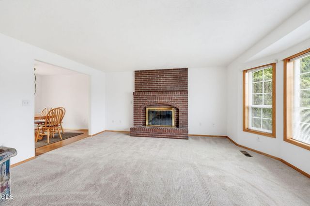 295 Wren Court, Medford, OR 97501