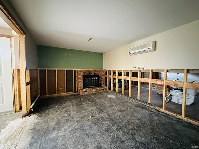 4031 Hedwig Drive, Fort Wayne, IN 46815