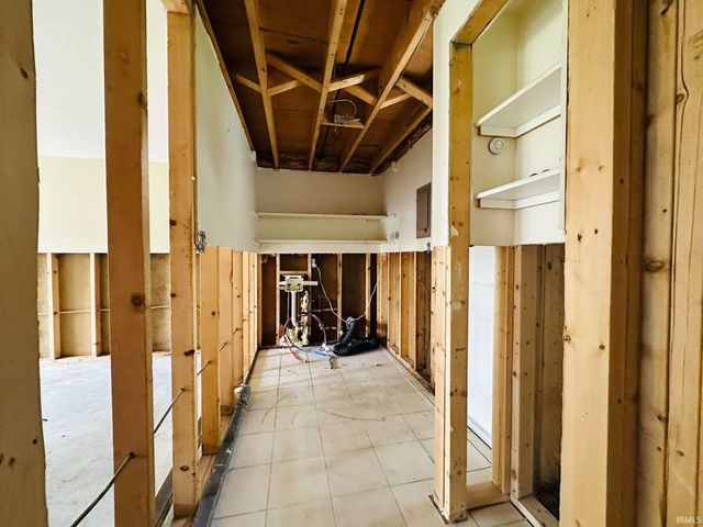 4031 Hedwig Drive, Fort Wayne, IN 46815