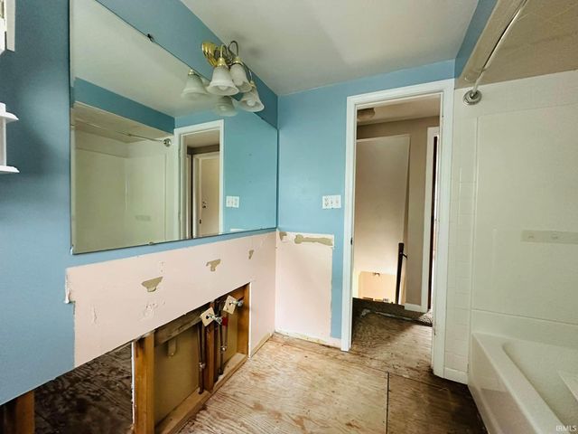 4031 Hedwig Drive, Fort Wayne, IN 46815