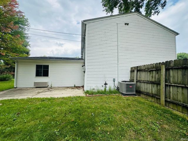 4031 Hedwig Drive, Fort Wayne, IN 46815