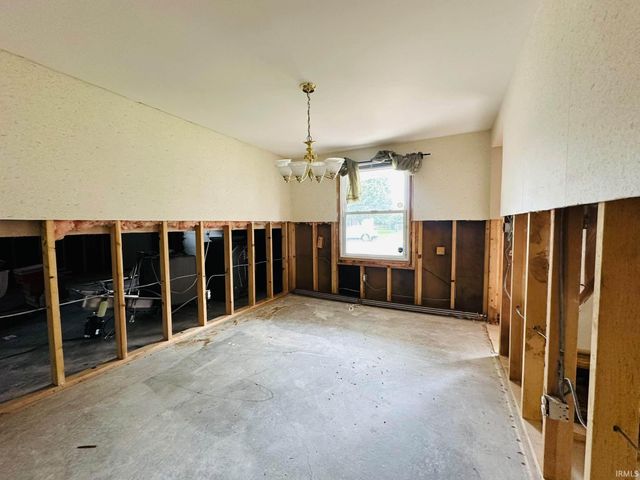 4031 Hedwig Drive, Fort Wayne, IN 46815