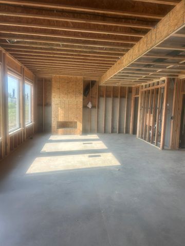 334 Van Buren Drive, Van Meter, IA 50261