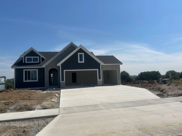 334 Van Buren Drive, Van Meter, IA 50261