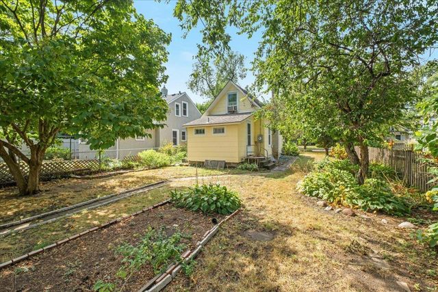 3213 42nd Avenue S, Minneapolis, MN 55406