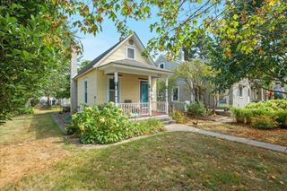 3213 42nd Avenue S, Minneapolis, MN 55406