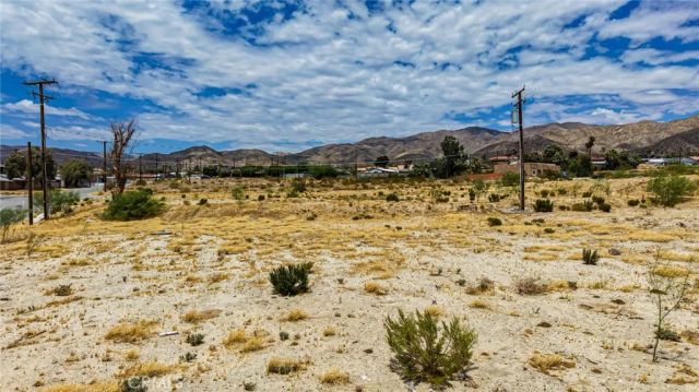66659 6th, Desert Hot Springs, CA 92240