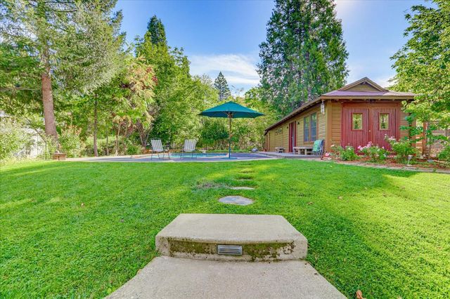 437 Zion St, Nevada City, CA 95959