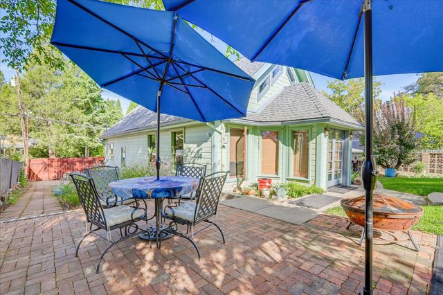 437 Zion St, Nevada City, CA 95959